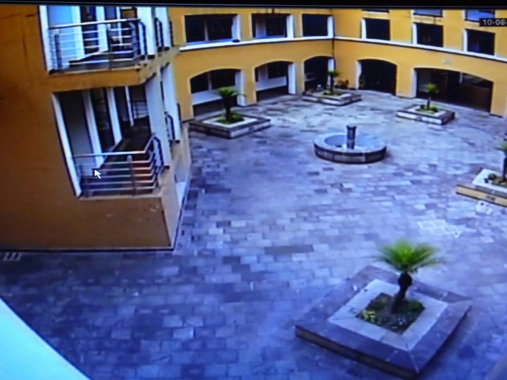 Departamento Historico * Quito